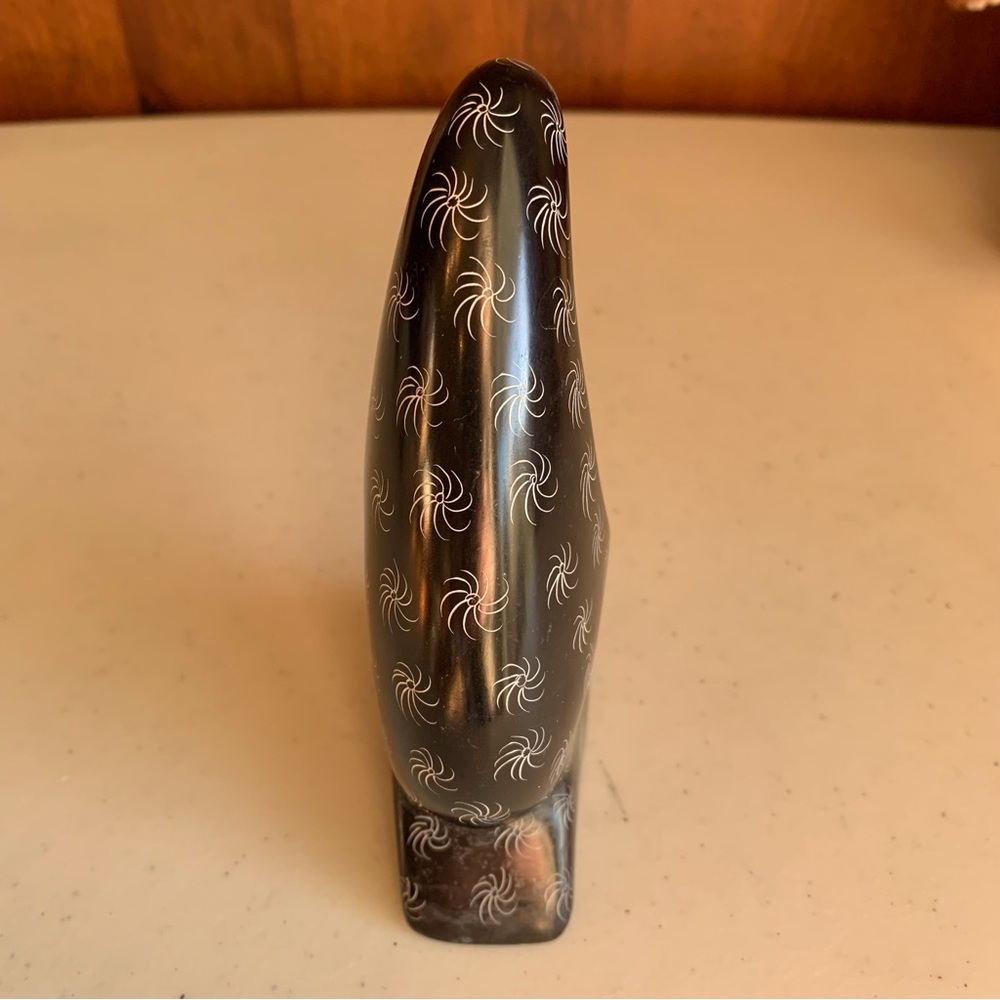 Carved Black Soapstone Mother and Child Figurine “Clocked in Stars” Kenya - Picture 5 of 9